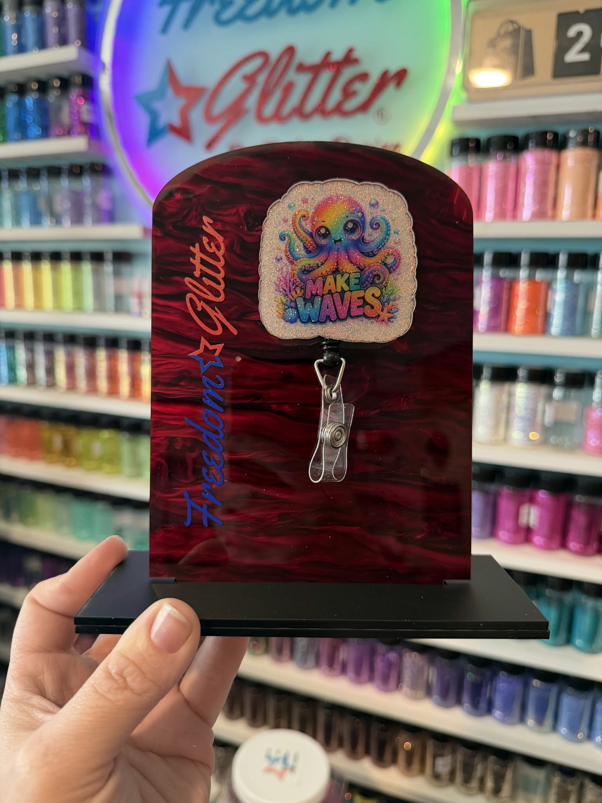 Single Badge Reel Display Stand