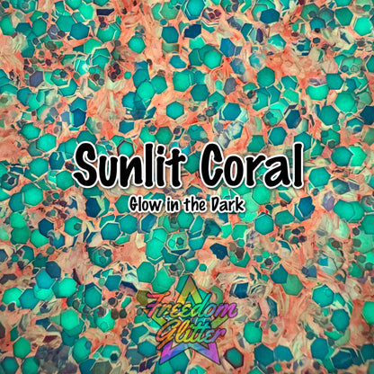 Sunlit Coral (Glow Glitter)